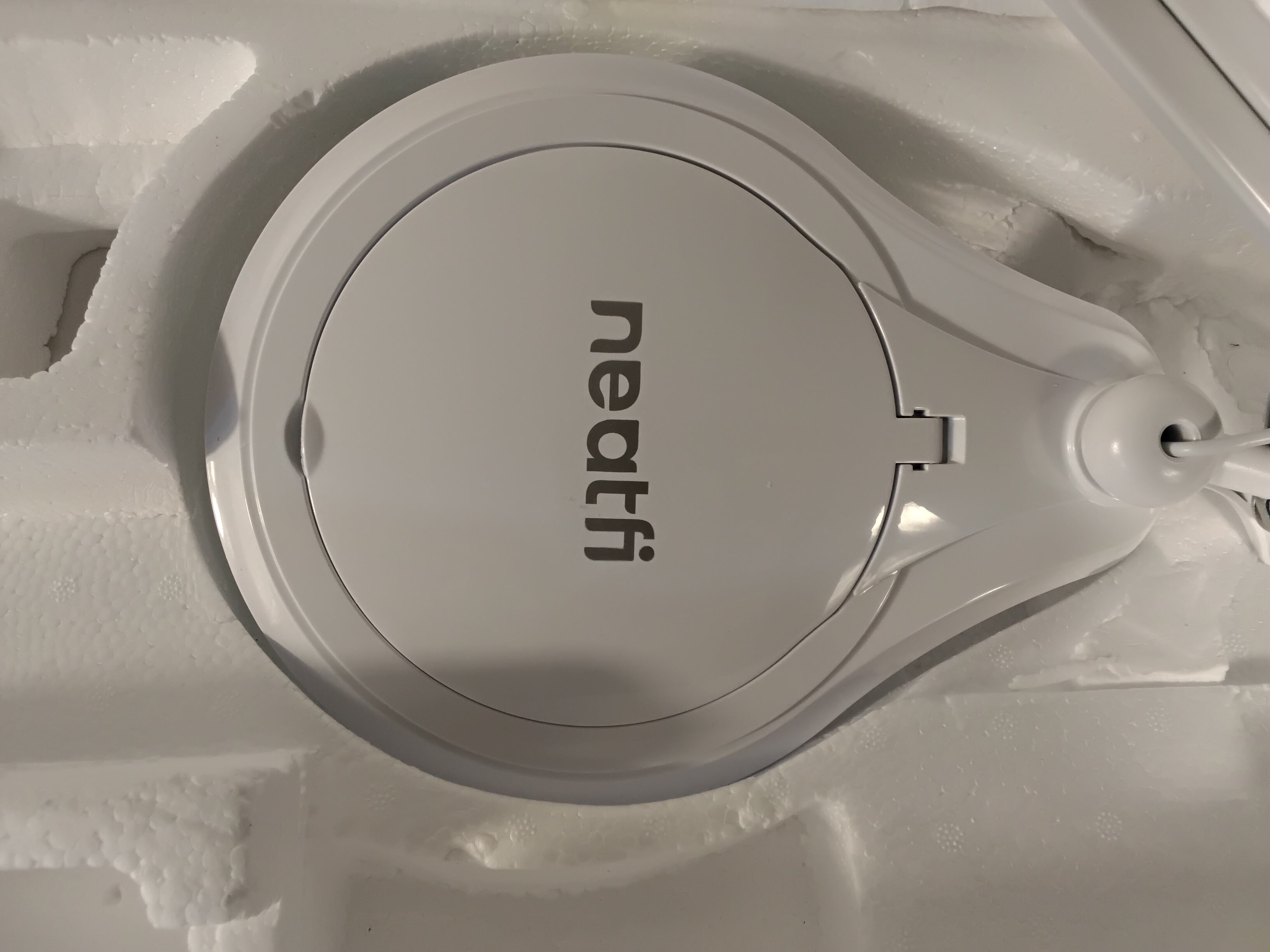 Neatfi Lampada LED con Lente d'Ingrandimento 1.200 Lumen | Braccio Orientabile con Morsetto | Bianca | Nuova