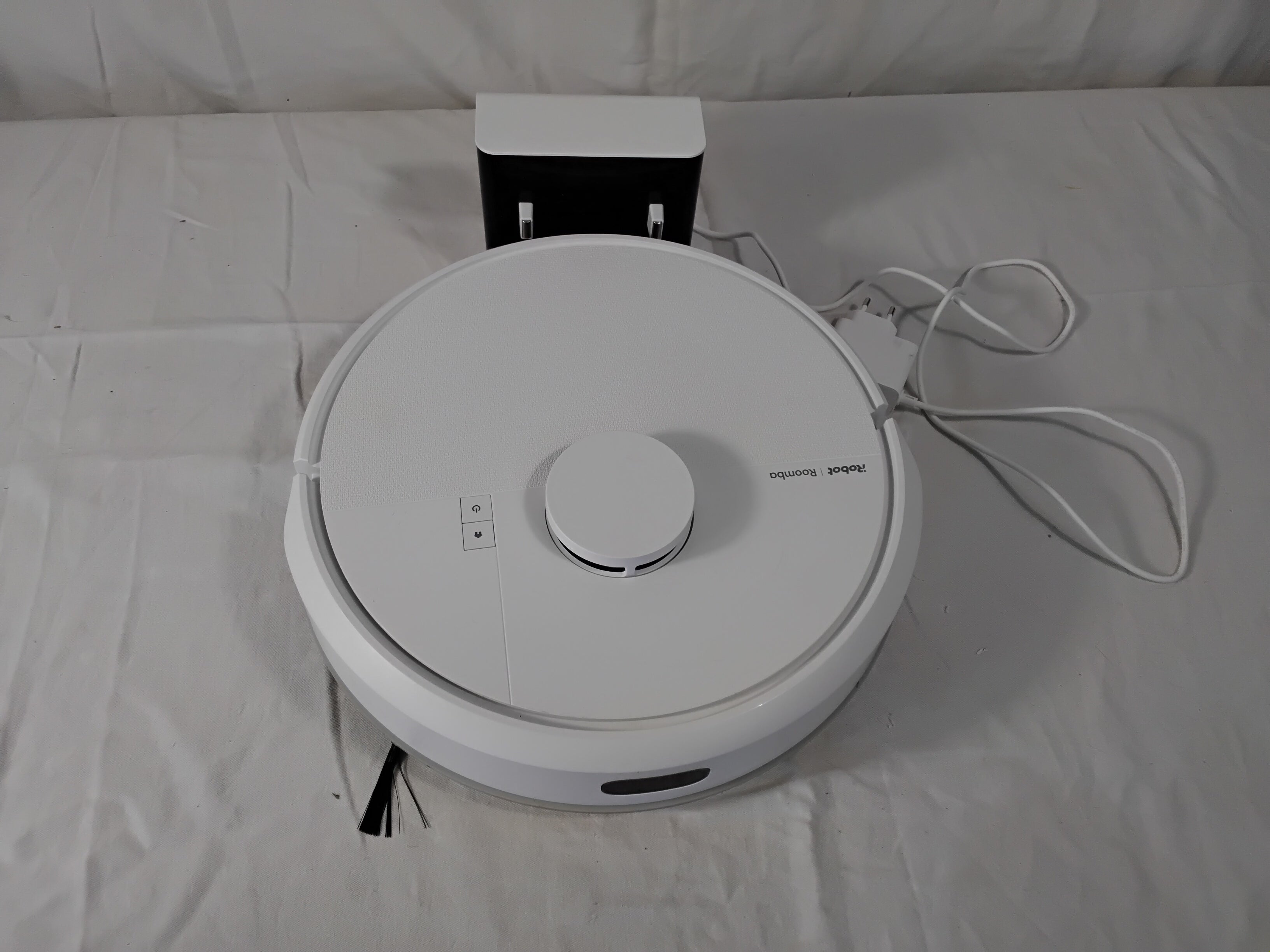 iRobot Roomba Plus 405 Combo Robot Aspirapolvere e Lavapavimenti LiDAR | Base di Ricarica Inclusa Rigenerato
