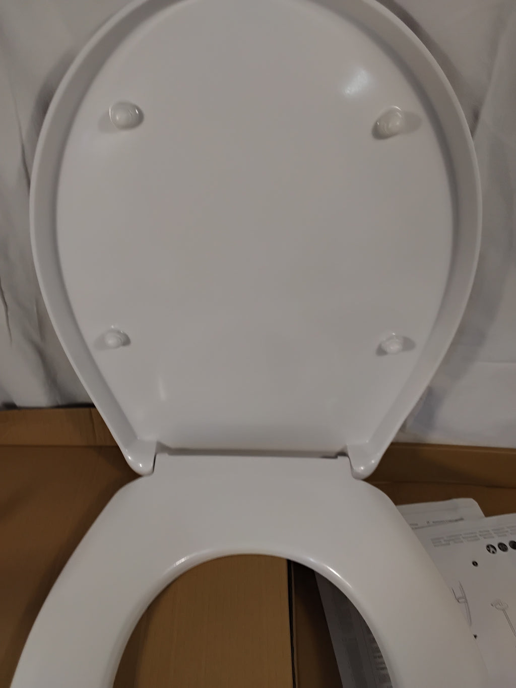 Copriwater Universale Bianco con Chiusura Ammortizzata Soft Close | Sedile WC in Duroplast | Nuovo