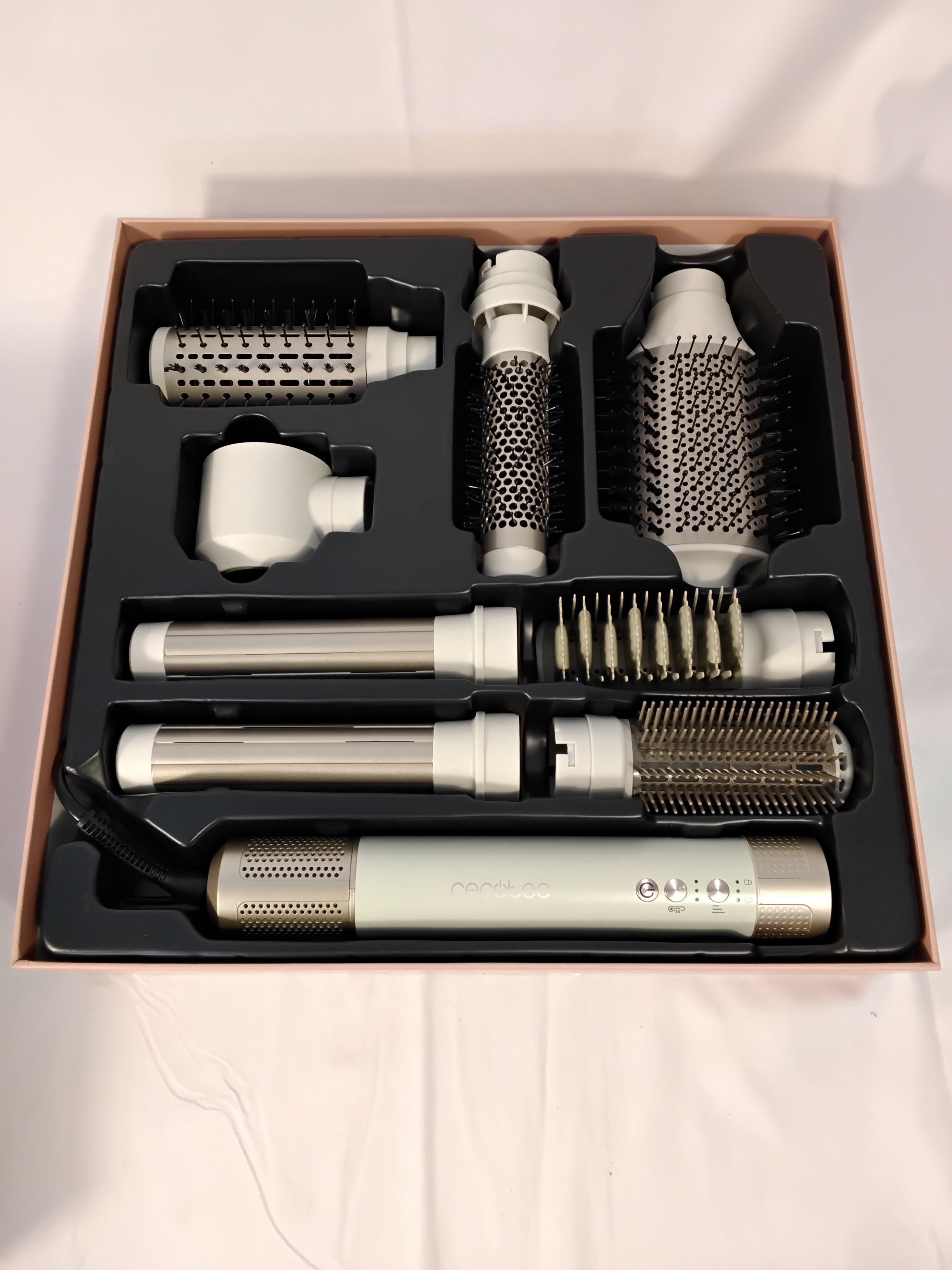 Cecotec CeramicCare AirGlam Champagne | Styler ad Aria Multifunzione 8 Accessori | Usato Perfettamente Funzionante