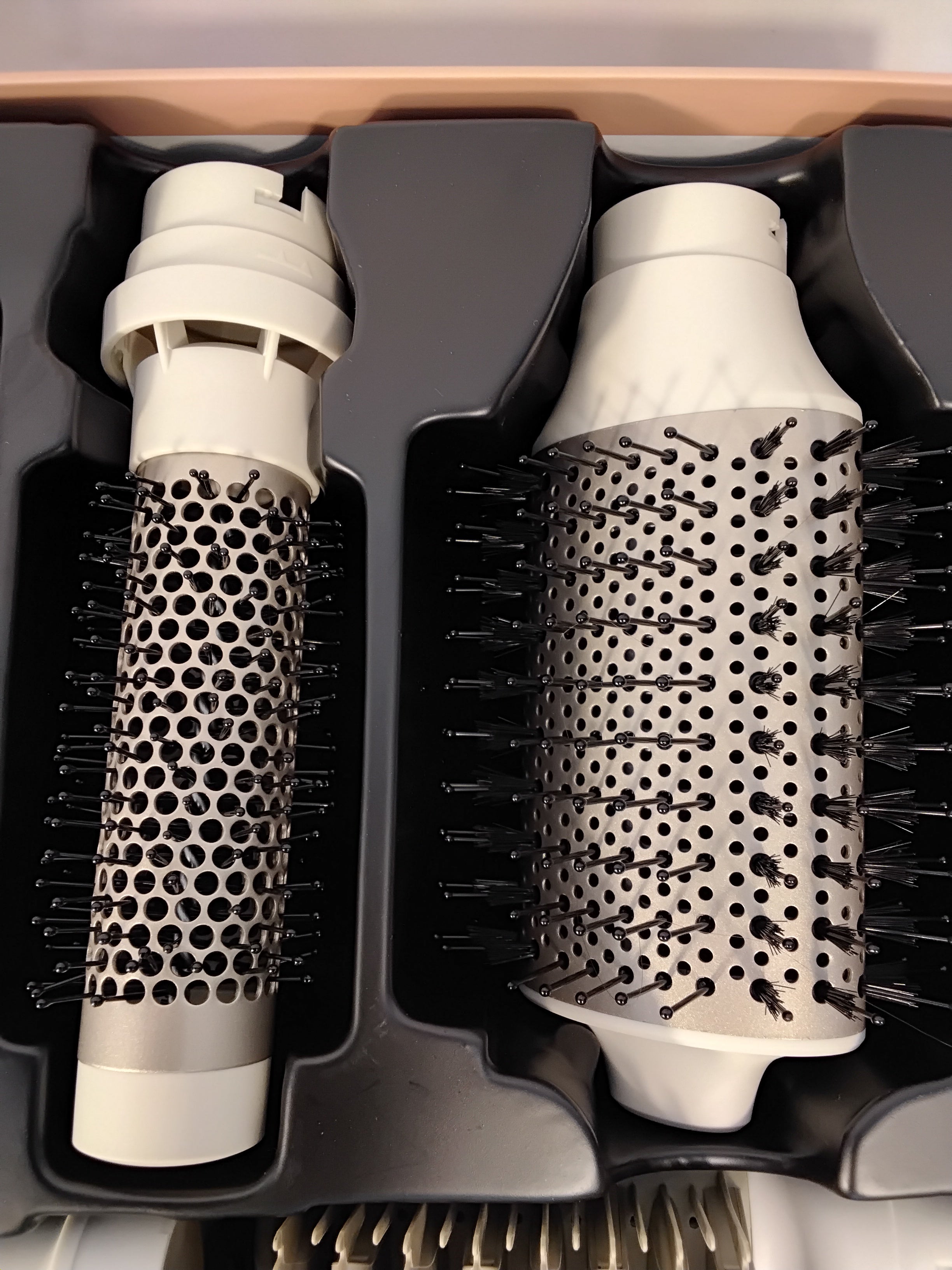Cecotec CeramicCare AirGlam Champagne | Styler ad Aria Multifunzione 8 Accessori | Usato Perfettamente Funzionante