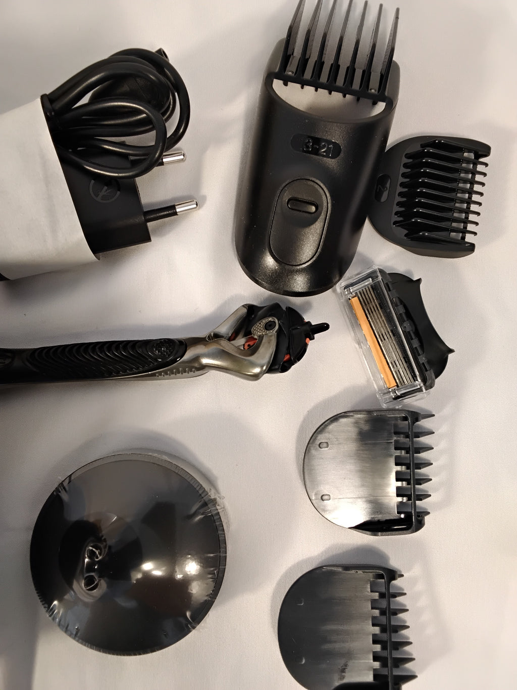 Braun MGK7491 Multigroom 11 in 1 | Kit Regolabarba, Capelli e Corpo | Pari al Nuovo