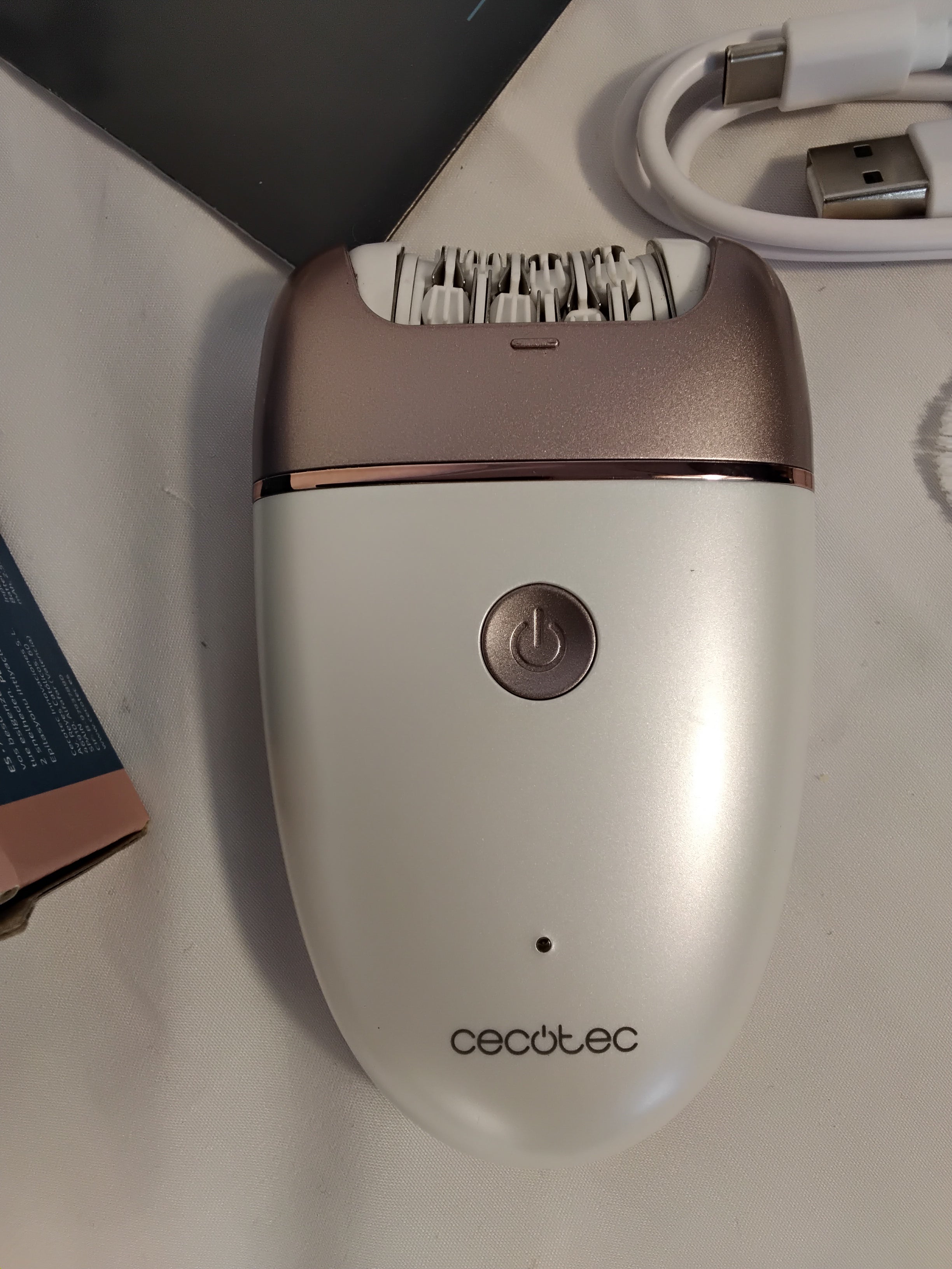 Cecotec SkinCare Depil-Action One | Epilatore Elettrico 48 Pinzette | Pari al Nuovo