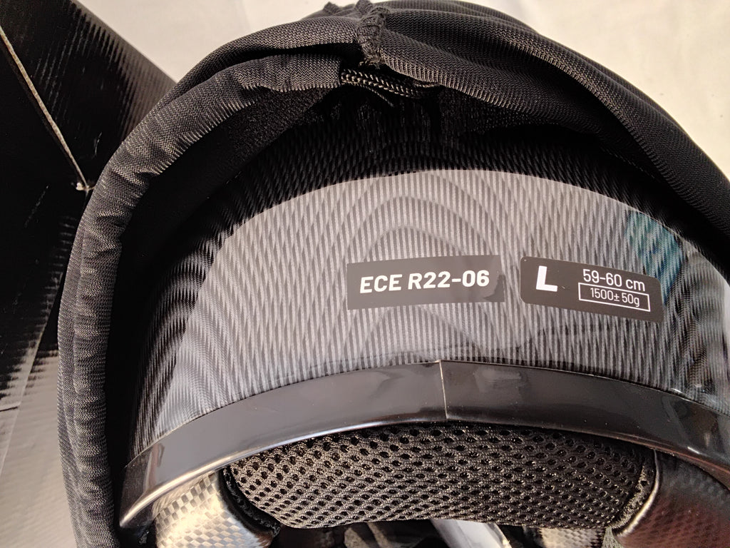 Favoto Casco Integrale Moto ECE 22.06 Effetto Fibra di Carbonio Taglia L (59-60 cm) | Pari al Nuovo
