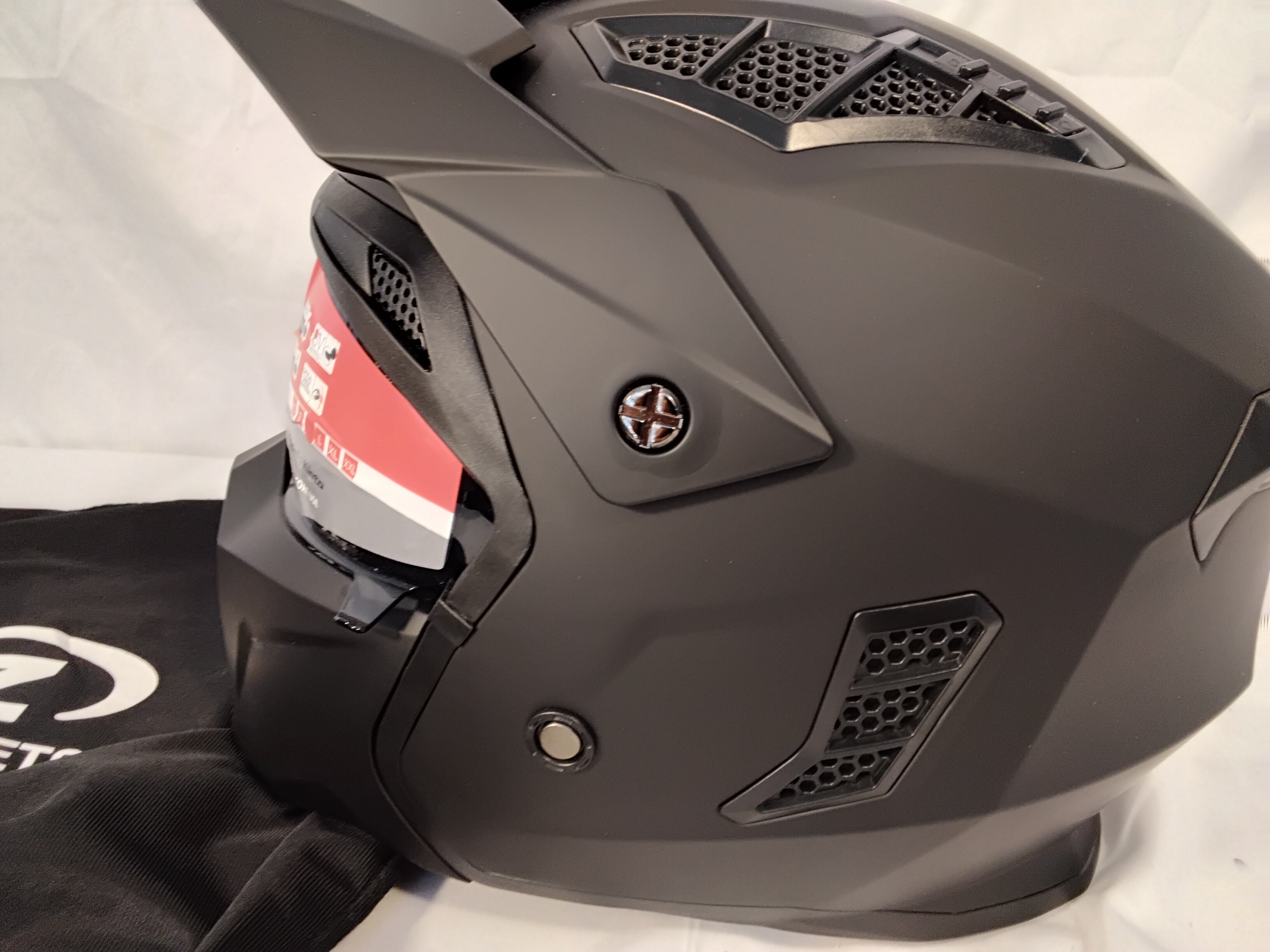 Vinz Kioto Casco Moto Streetfighter ECE 22.06 Nero Opaco Taglia M (57-58 cm) | Nuovo