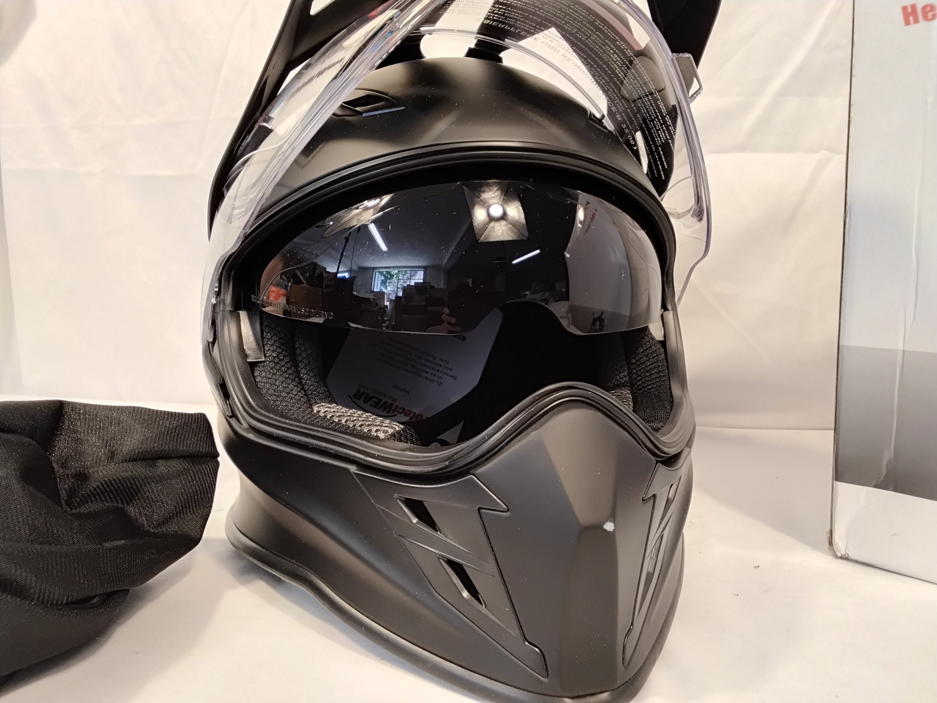 Casco Integrale Adventure ProtectWEAR V331 Nero Opaco con Doppia Visiera | Buone Condizioni