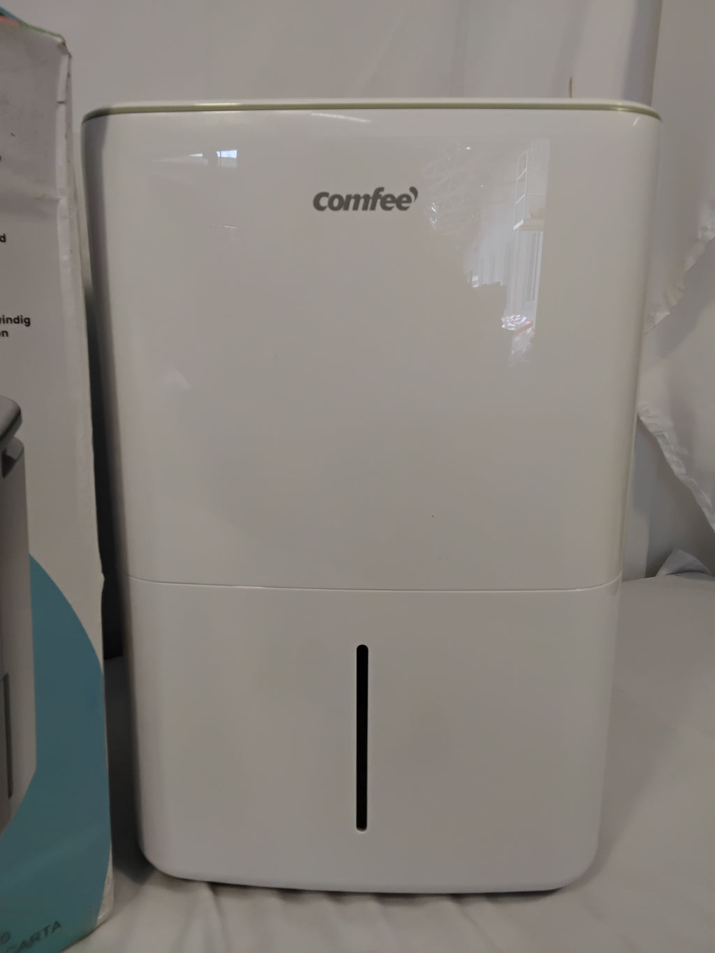 COMFEE’ CDDOE-12DEN7-QA3 Deumidificatore | 12L/24h | 20 m² | 300W | Nuovo