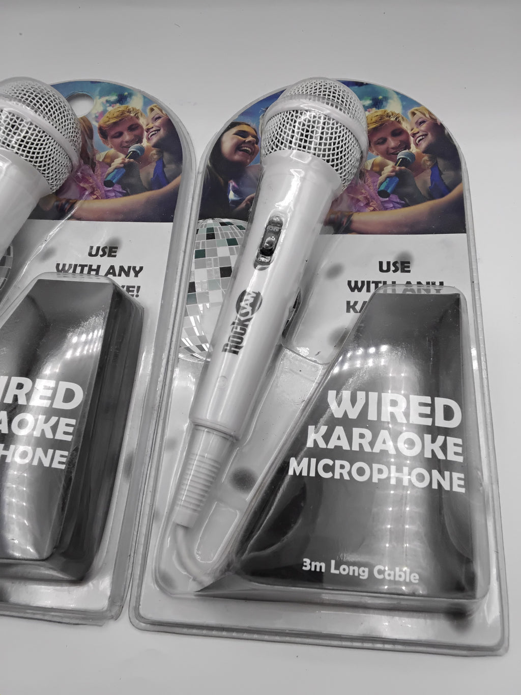 🎤🎤ROCKJAM RJMC303-WE 2 MICROFONI KARAOKE DINAMICO UNIDIREZIONALE, BIANCO, CAVO 3 METRI, JACK 6,35 MM, ON/OFF, COMPATIBILE CON KARAOKE E AMPLIFICATORI, NUOVICOMPATIBILE CON KARAOKE E AMPLIFICATORI, NUOVO