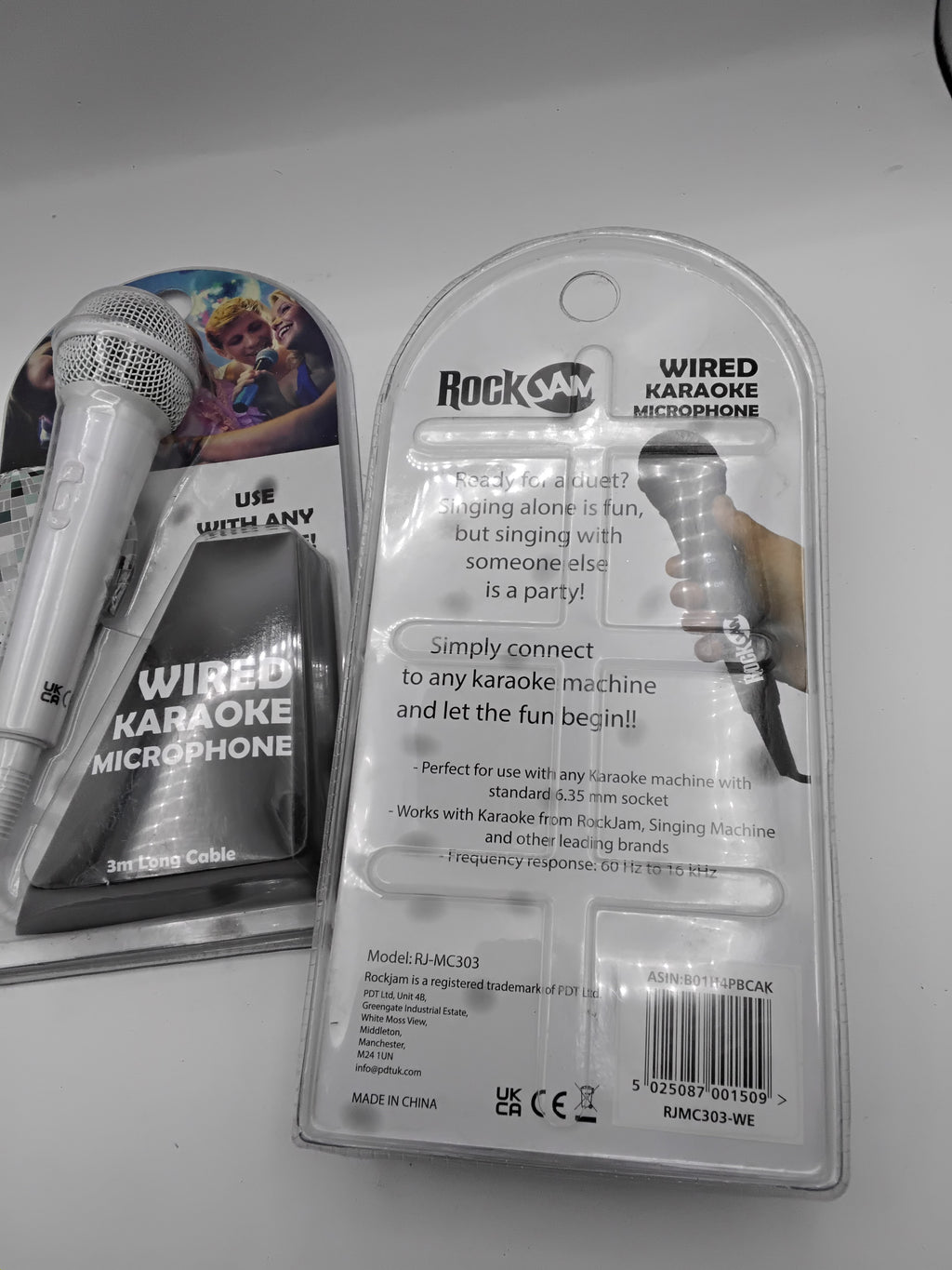 🎤🎤ROCKJAM RJMC303-WE 2 MICROFONI KARAOKE DINAMICO UNIDIREZIONALE, BIANCO, CAVO 3 METRI, JACK 6,35 MM, ON/OFF, COMPATIBILE CON KARAOKE E AMPLIFICATORI, NUOVICOMPATIBILE CON KARAOKE E AMPLIFICATORI, NUOVO