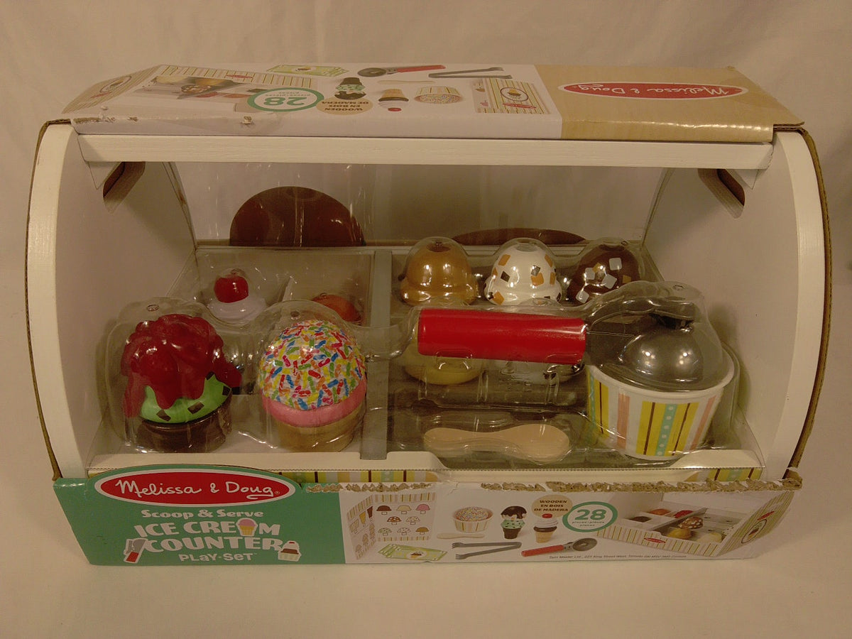 🍦 Melissa & Doug Scoop Serve Ice Cream Counter, banco gelateria in legno da 28 pezzi, per bambini dai 3 anni.Nuovo