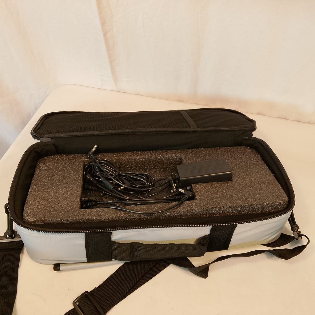 Pedaleira per Effetti Chitarra con Alimentatore Integrato e Borsa Vangoa Power Pedalboard Nuova