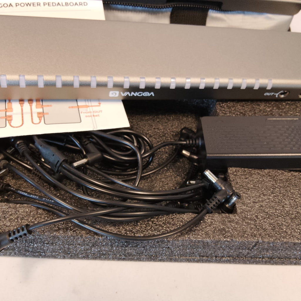 Pedaleira per Effetti Chitarra con Alimentatore Integrato e Borsa Vangoa Power Pedalboard Nuova