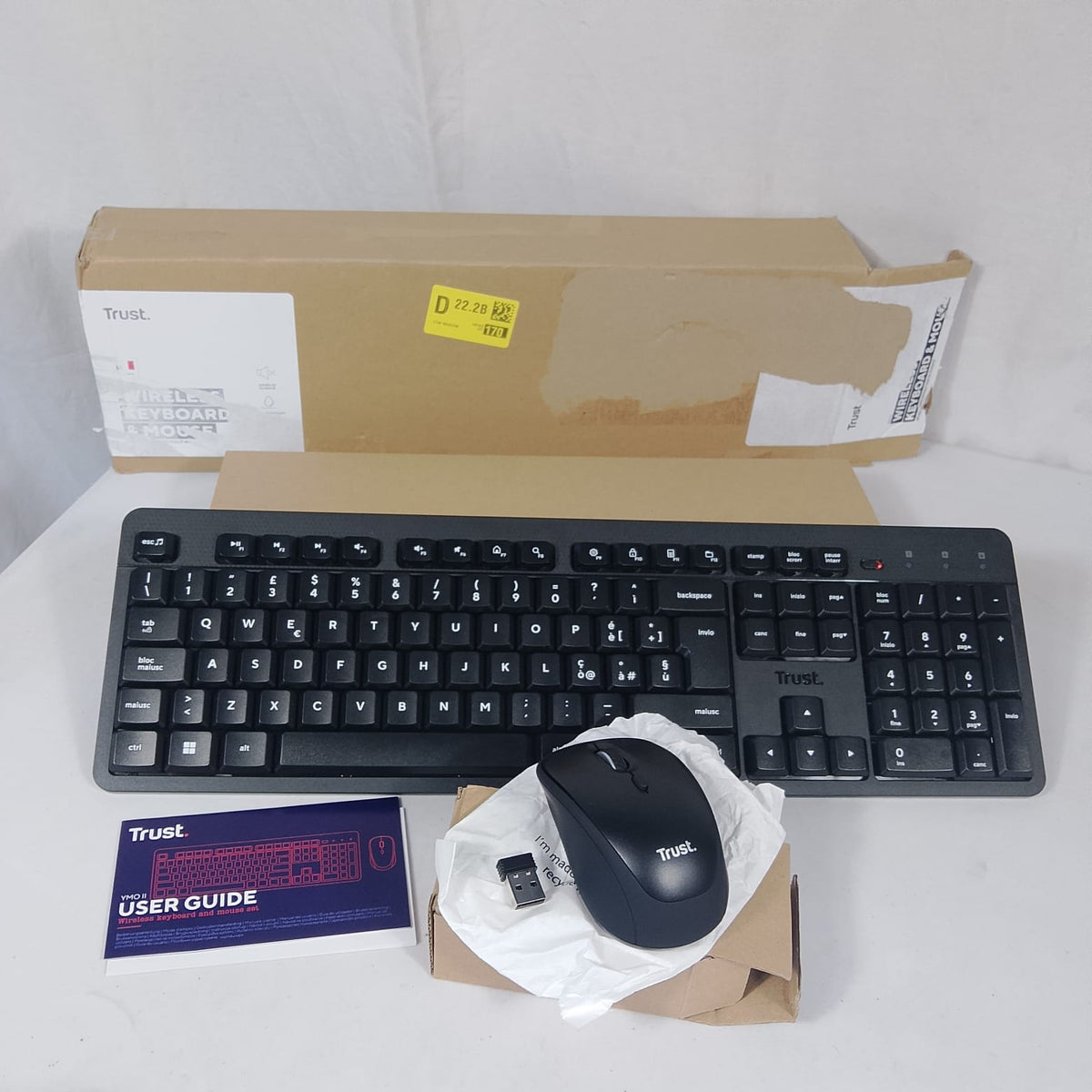 Set Tastiera e Mouse Wireless Silenziosi Layout Italiano USB Trust YMO II Nuovi