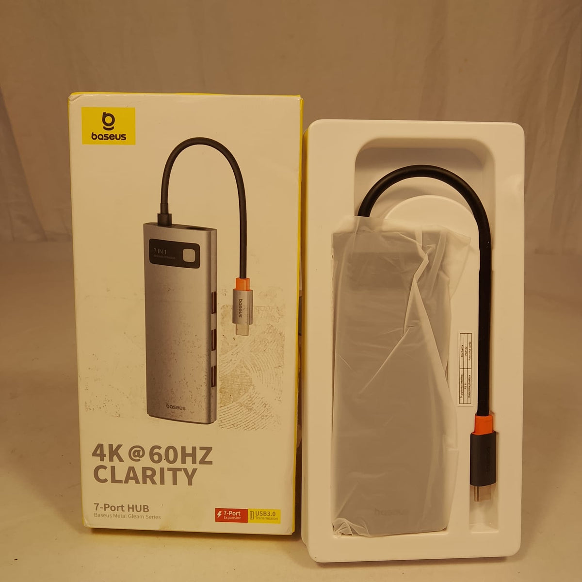 Hub USB-C multi-porta Baseus Metal Gleam Series 7-in-1 Nuovo