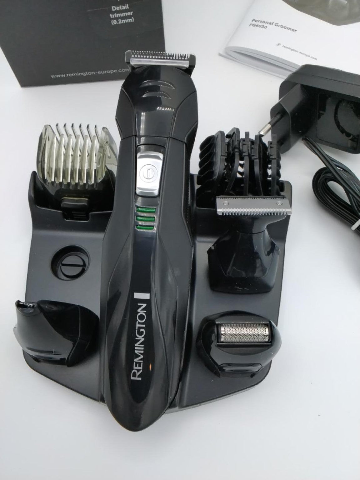 Remington PG6030 Personal Groomer | Kit Regolabarba e Rifinitore Multifunzione | Come Nuovo