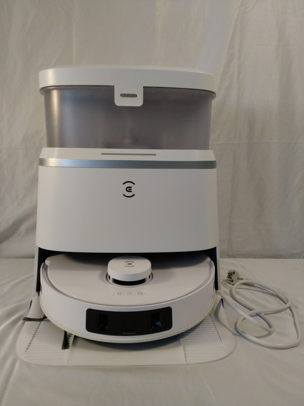 ECOVACS DEEBOT T30 PRO OMNI Robot Aspirapolvere e Lavapavimenti con Stazione OMNI&nbsp; Pari al Nuovo