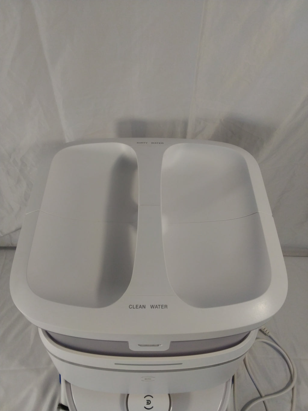 ECOVACS DEEBOT T30 PRO OMNI Robot Aspirapolvere e Lavapavimenti con Stazione OMNI&nbsp; Pari al Nuovo