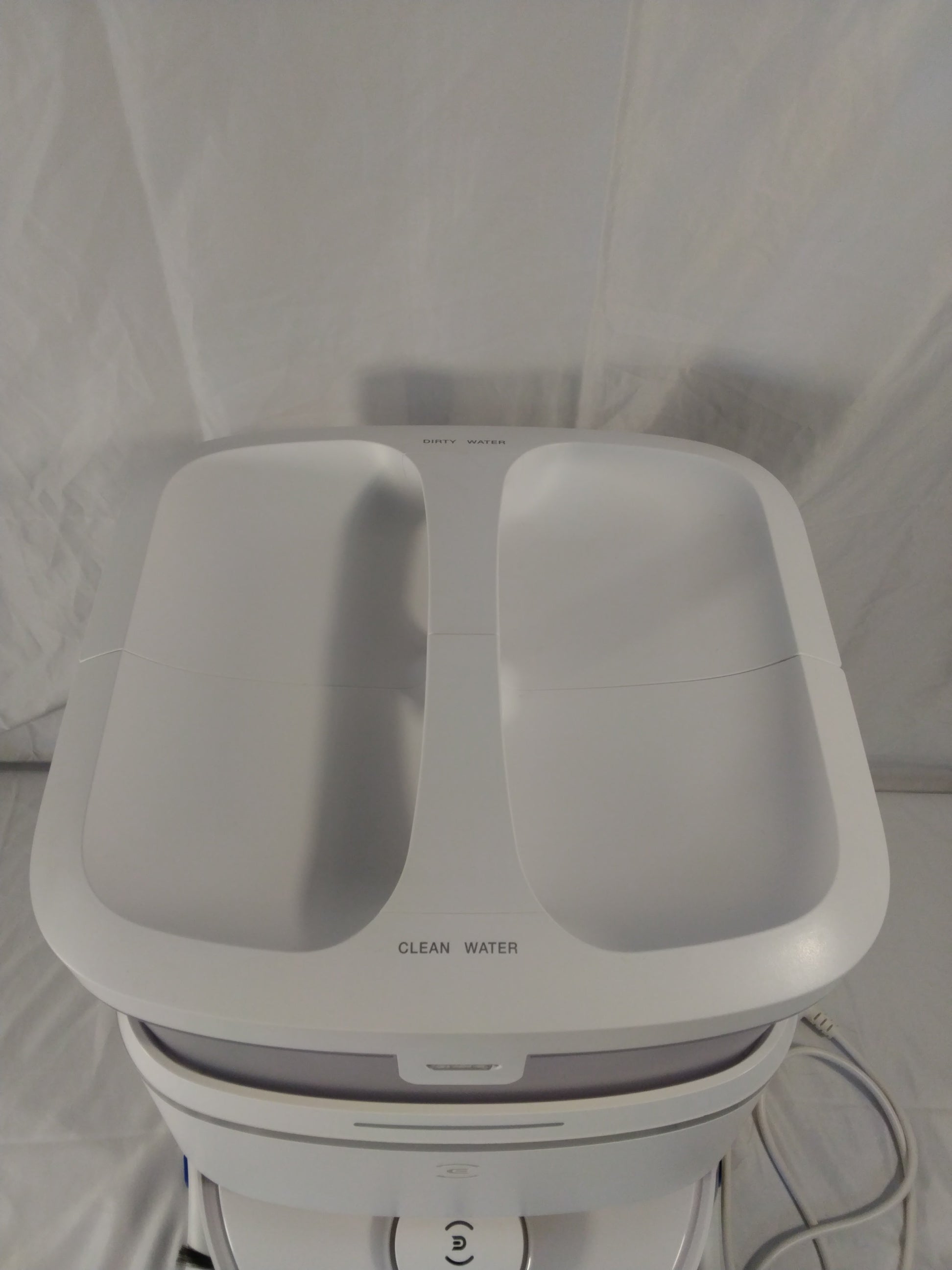 ECOVACS DEEBOT T30 PRO OMNI Robot Aspirapolvere e Lavapavimenti con Stazione OMNI&nbsp; Pari al Nuovo