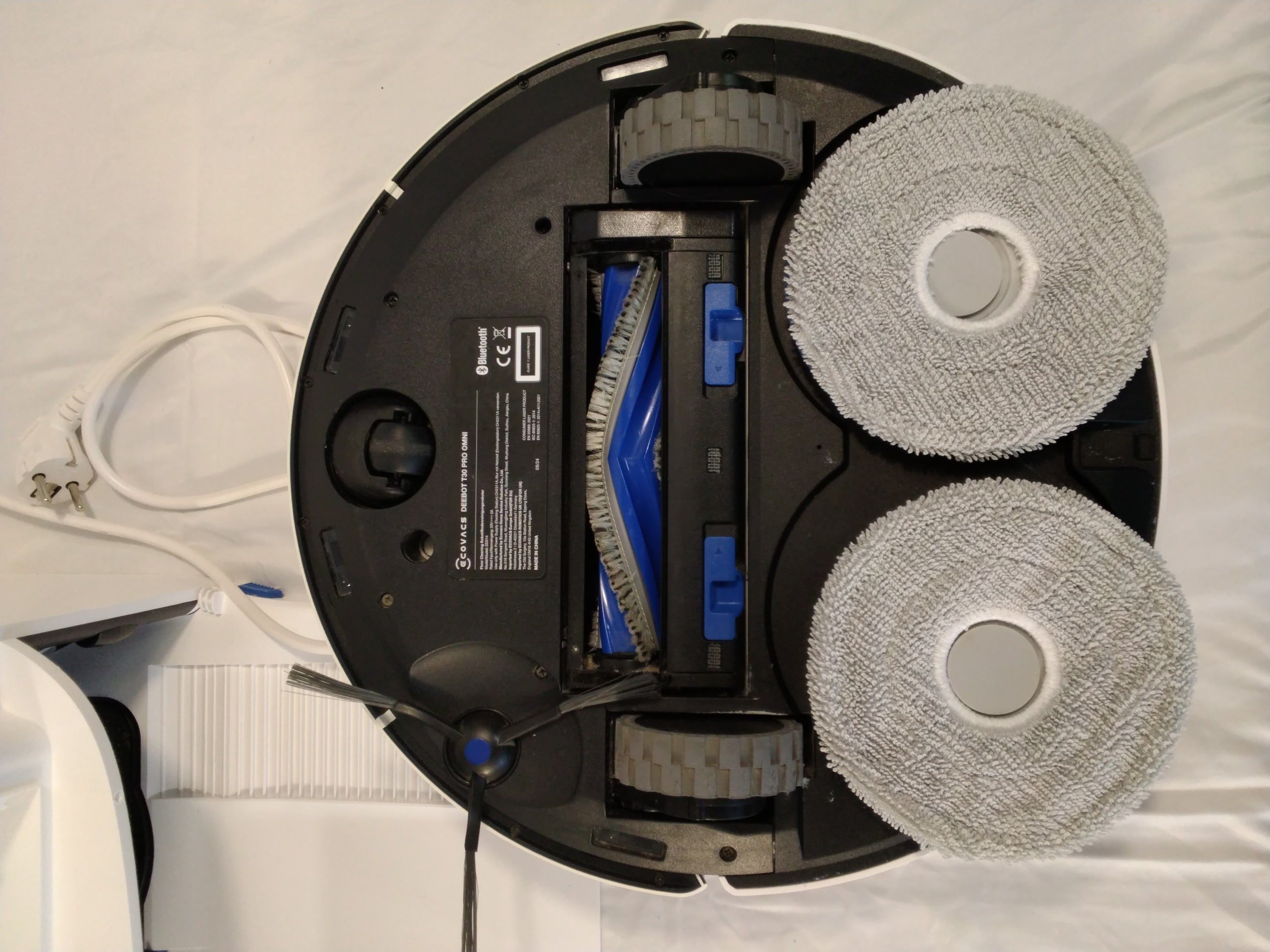 ECOVACS DEEBOT T30 PRO OMNI Robot Aspirapolvere e Lavapavimenti con Stazione OMNI&nbsp; Pari al Nuovo