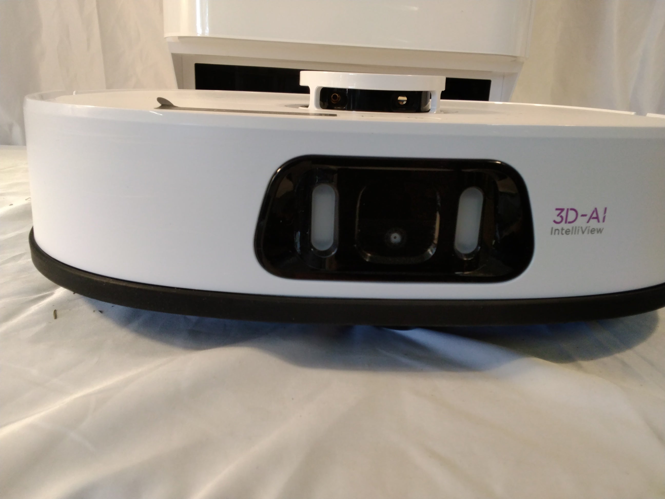 Eureka J15 Ultra Robot Aspirapolvere e Lavapavimenti con Stazione Multifunzione | IntelliView AI | 19.000 Pa | pari al&nbsp; Nuovo