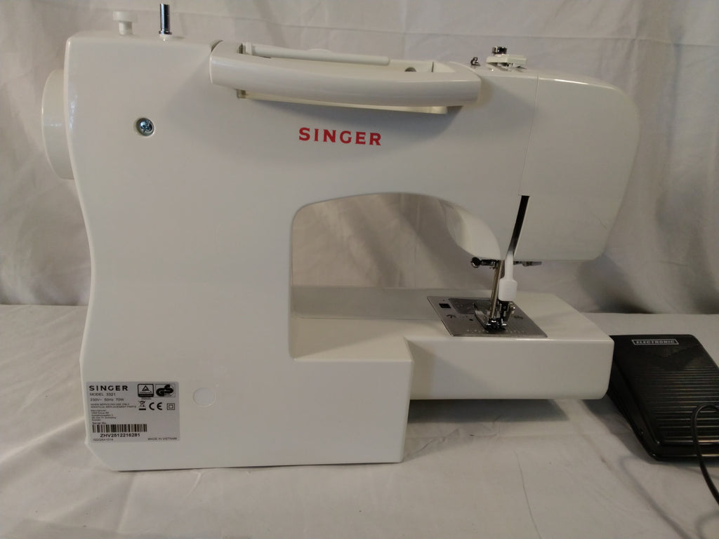 Singer Talent 3321 Macchina da Cucire Meccanica | 21 Punti | Braccio Libero | Testata e Funzionante pari al nuovo;