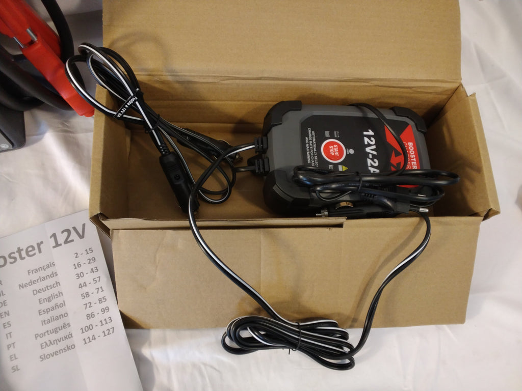 Avviatore di Emergenza MAX Tools JS1000 12V | Jump Starter Portatile 4140A con Caricabatterie | Nuovo