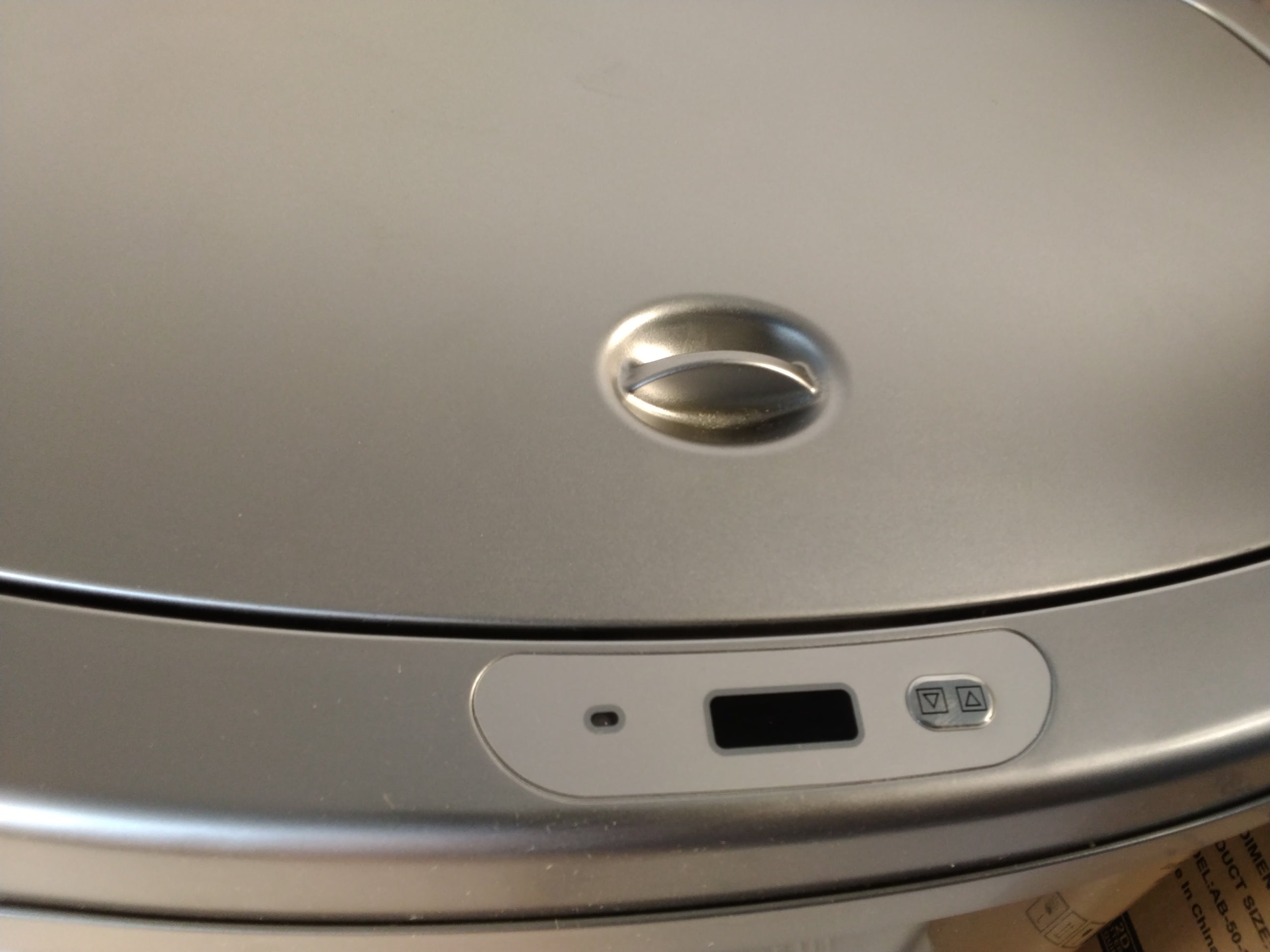 Amazon Basics Pattumiera Automatica con Sensore 50 L in Acciaio Inox | Touchless | Grigio ottime condizioni&nbsp;