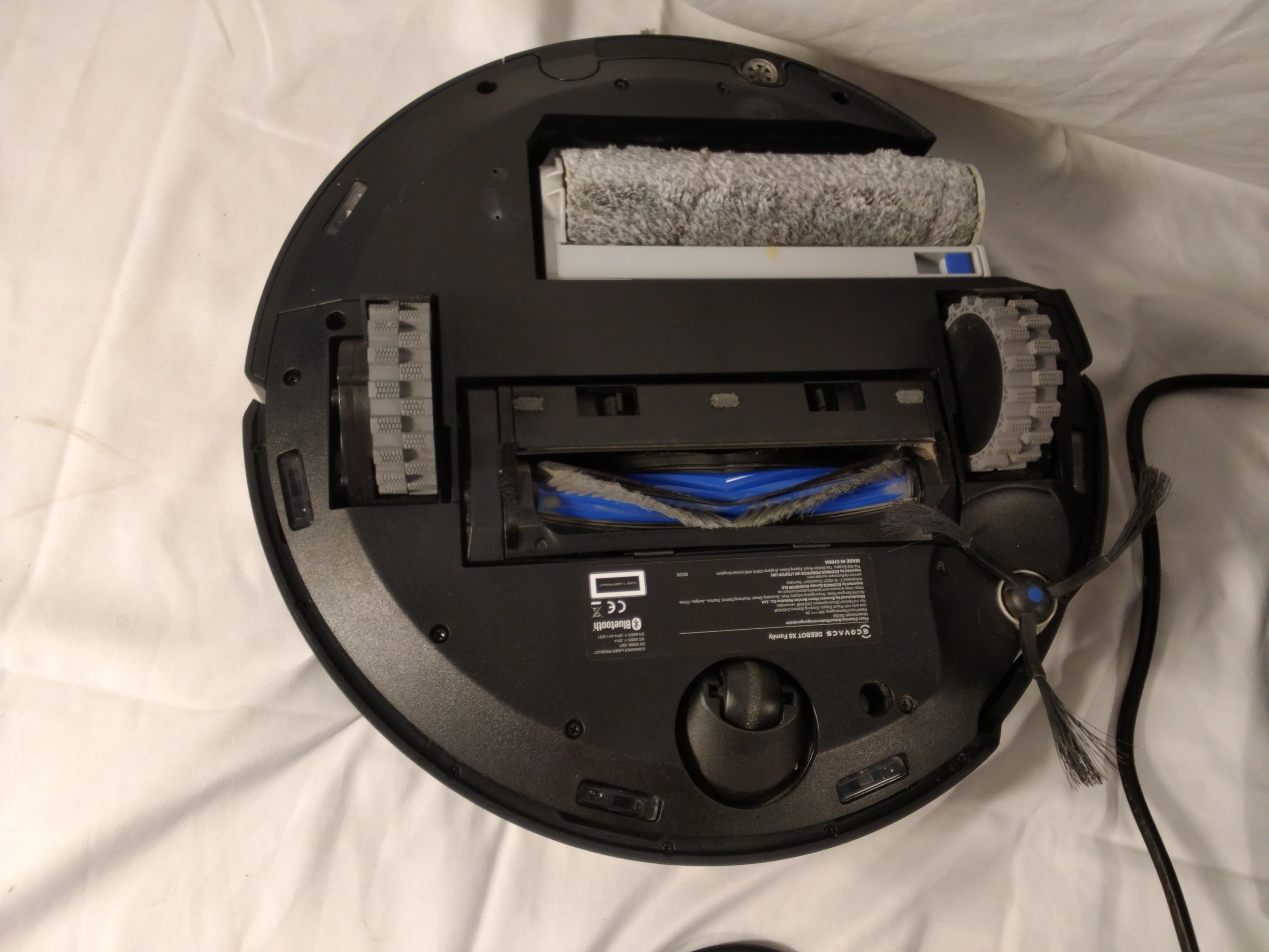 ECOVACS DEEBOT X1 OMNI Robot Aspirapolvere e Lavapavimenti con Stazione OMNI | Rigenerato - Perfettamente Funzionante
