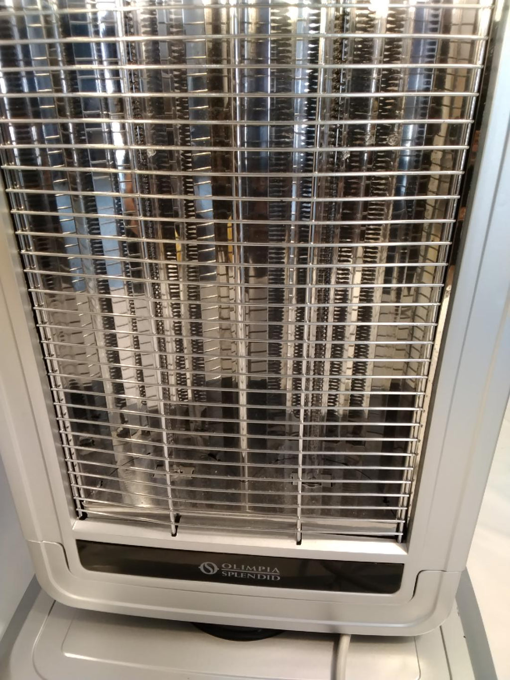 Olimpia Splendid Solaria Carbon | Stufa a Infrarossi in Fibra di Carbonio 1100W Oscillante Usato come nuovo