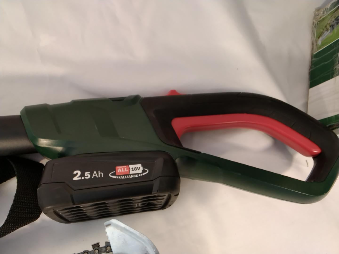 Bosch UniversalChainPole 18 | Potatore Telescopico a Batteria 18V | Usato Perfettamente Funzionante