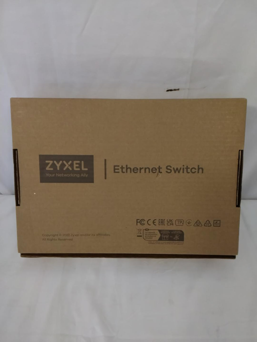 Zyxel GS1100-16 | Switch Ethernet Gigabit 16 Porte | Nuovo