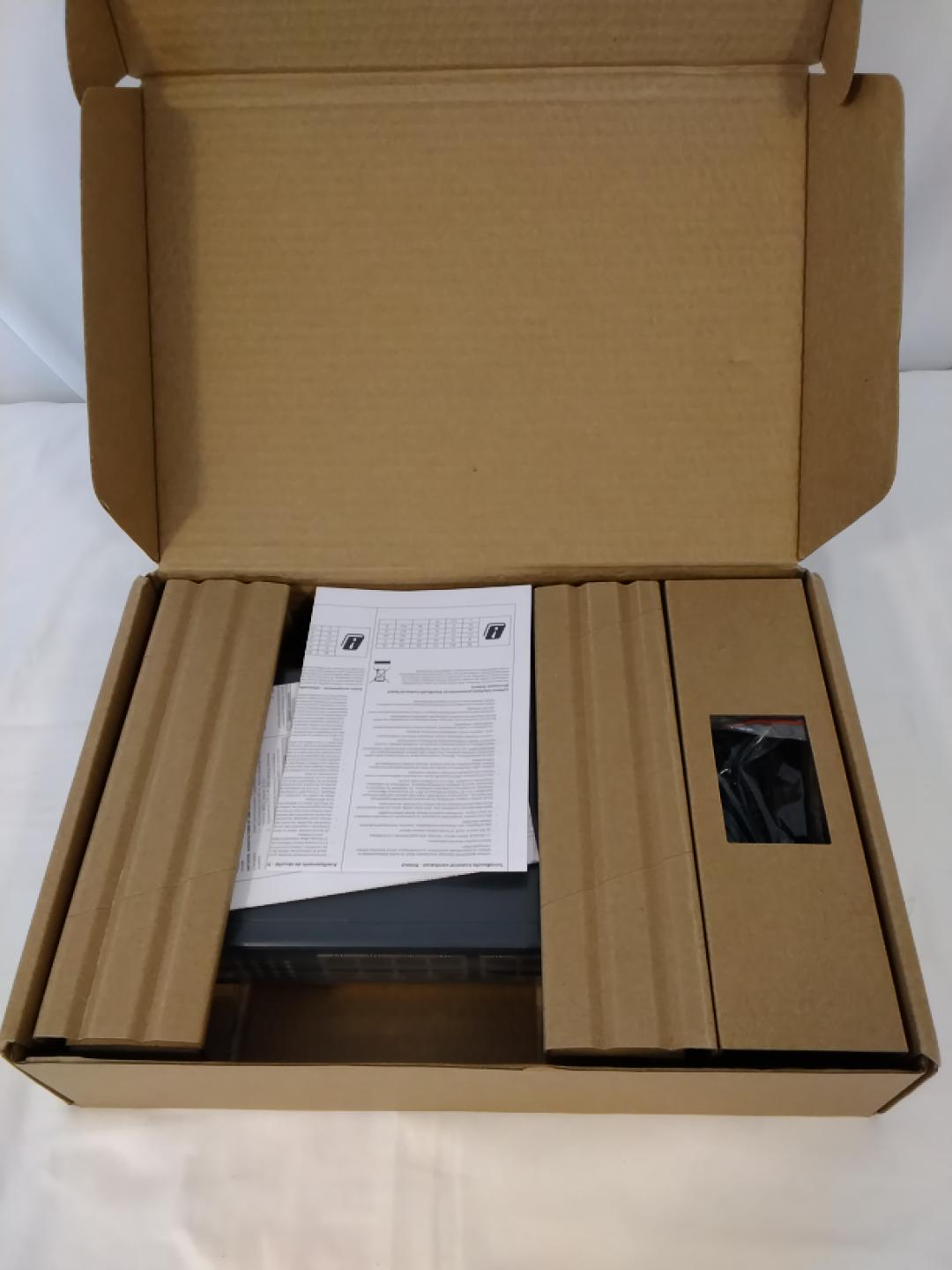 Zyxel GS1100-16 | Switch Ethernet Gigabit 16 Porte | Nuovo