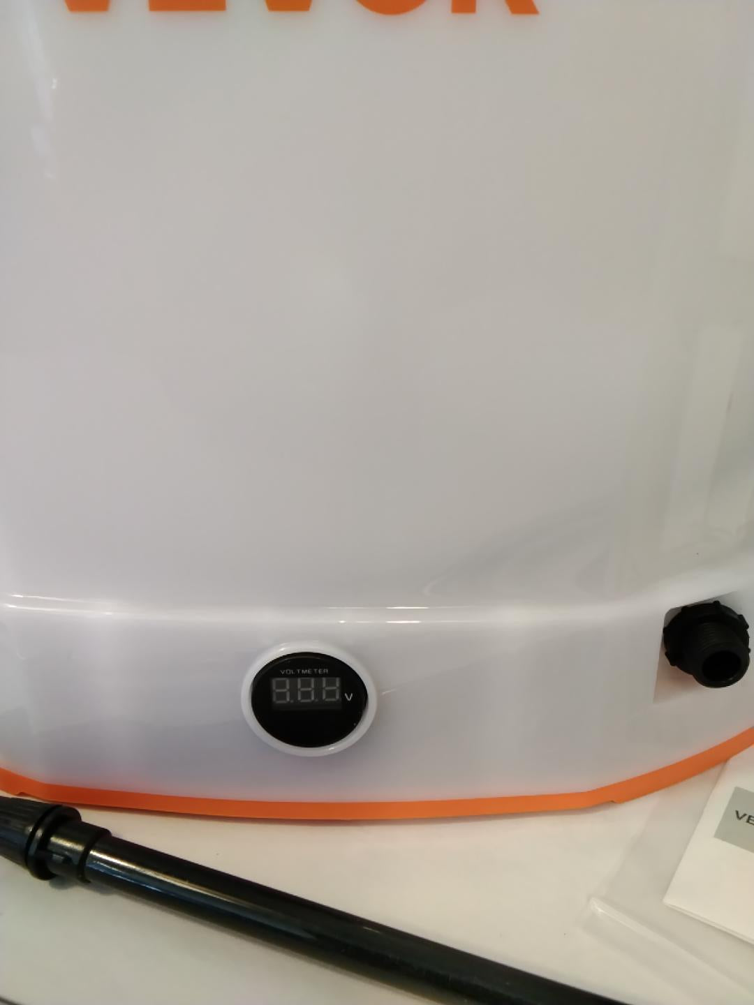 VEVOR KF-16C-48 Spruzzatore Elettrico a Zaino 16 L 12V 8Ah Litio 0-90 PSI con Voltmetro 8 Ugelli e 2 Lance | Nuovo