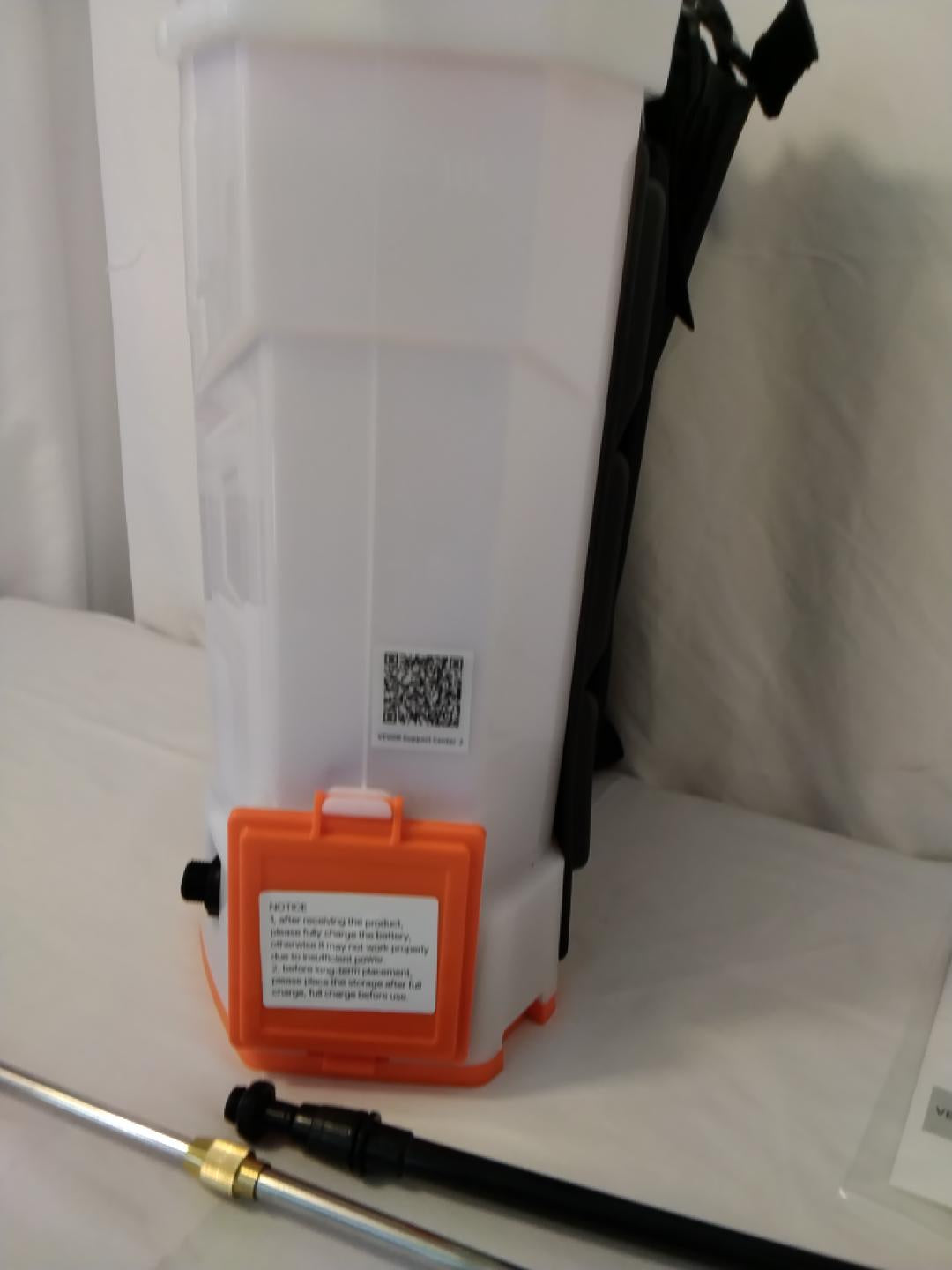 VEVOR KF-16C-48 Spruzzatore Elettrico a Zaino 16 L 12V 8Ah Litio 0-90 PSI con Voltmetro 8 Ugelli e 2 Lance | Nuovo