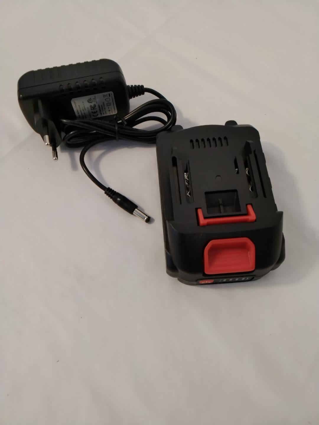 VEVOR KF-16C-48 Spruzzatore Elettrico a Zaino 16 L 12V 8Ah Litio 0-90 PSI con Voltmetro 8 Ugelli e 2 Lance | Nuovo
