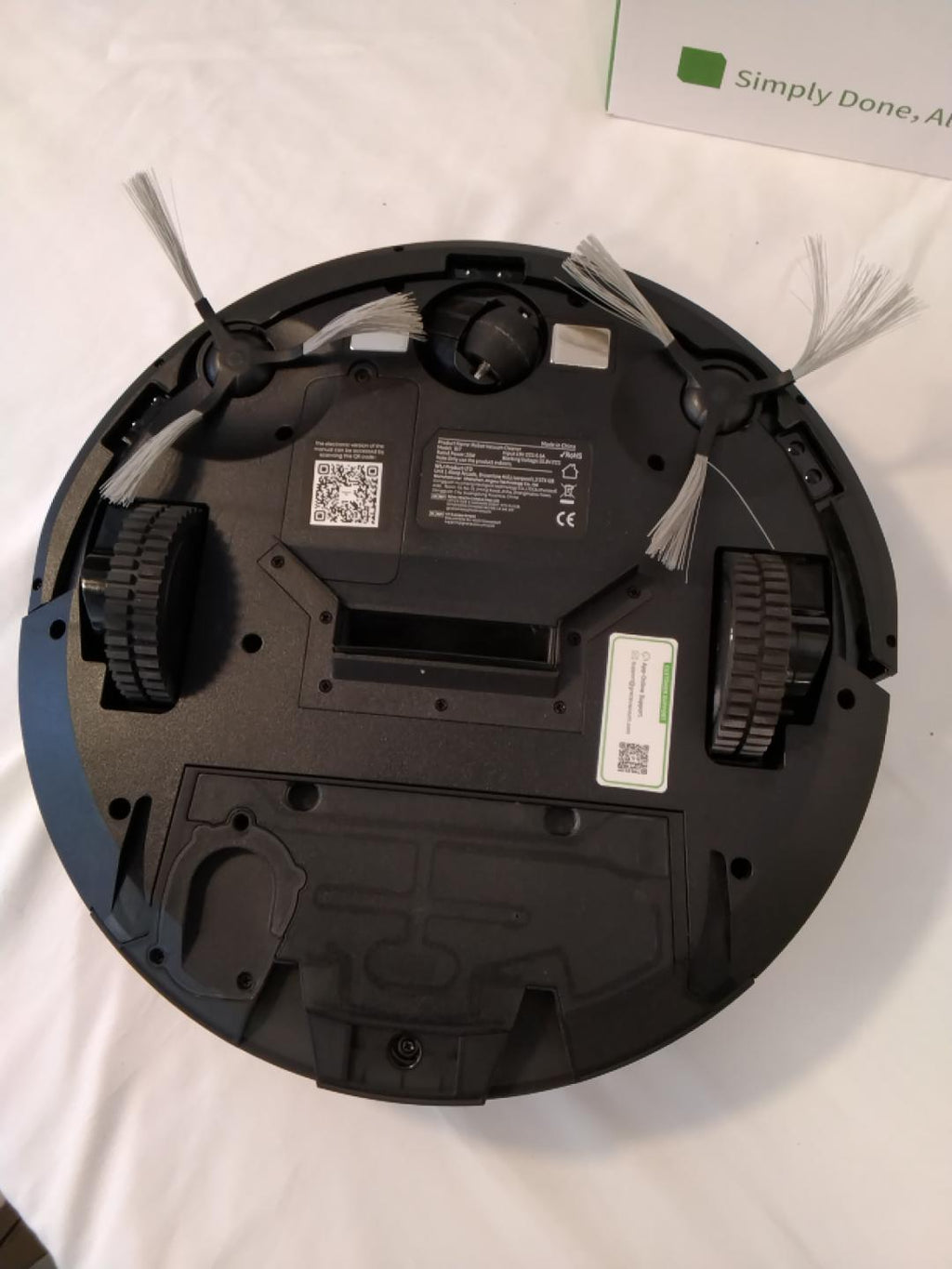 CLEANOVA W7 Robot Aspirapolvere Lavapavimenti 4000 Pa 2-in-1 | Serbatoio Acqua | 120 Minuti | App Alexa IFTTT | 55 dB | Robot Vacuum Cleaner Nero | Rigenerato in Ottime Condizioni