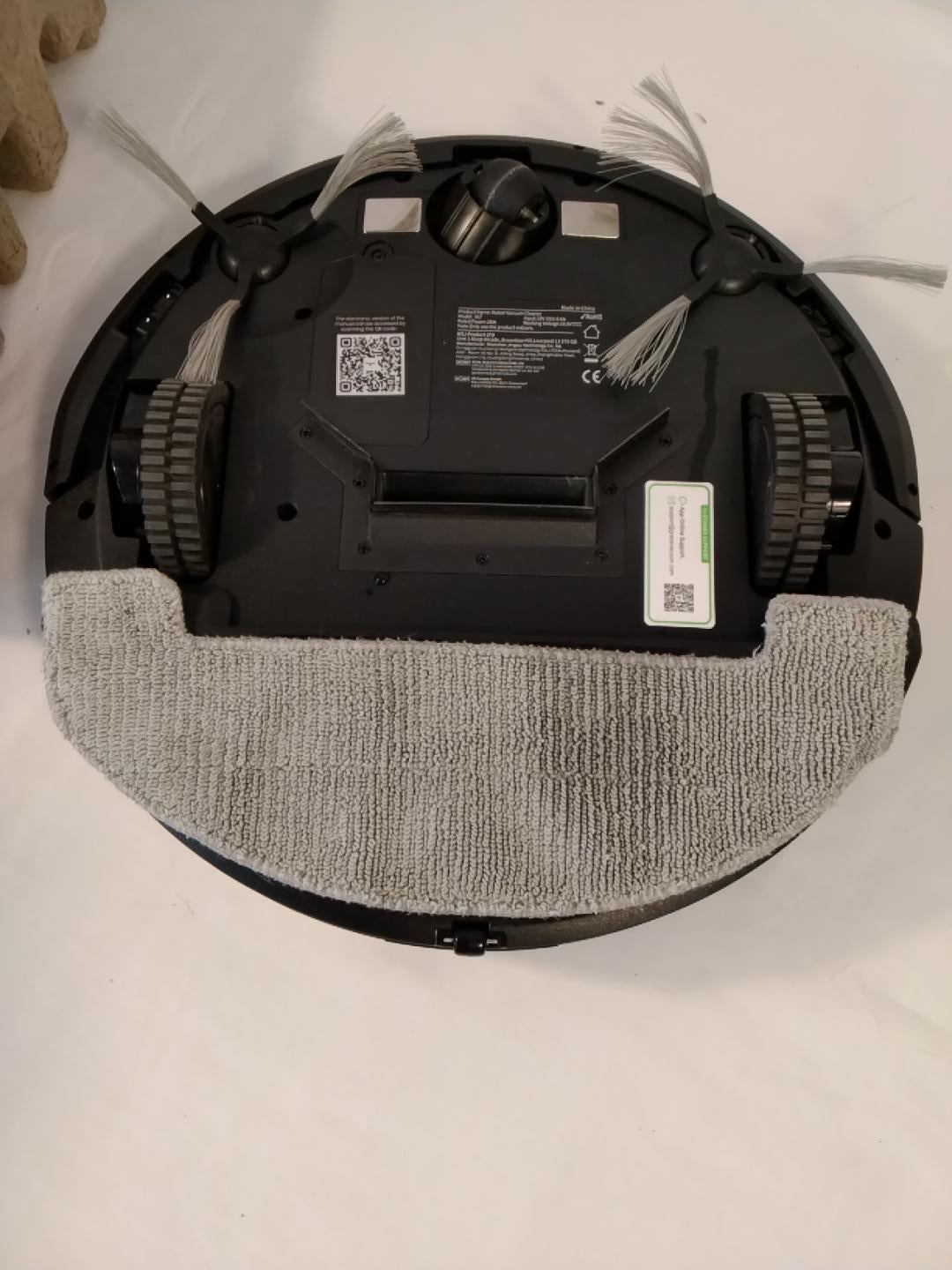 CLEANOVA W7 Robot Aspirapolvere Lavapavimenti 4000 Pa 2-in-1 | Serbatoio Acqua | 120 Minuti | App Alexa IFTTT | 55 dB | Robot Vacuum Cleaner Nero | Rigenerato in Ottime Condizioni
