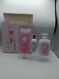 🌸PERLIER FRESIA DI LANZAROTE COFANETTO REGALO, DOCCIA SCHIUMA 250 ML, SAPONE LIQUIDO VELLUTANTE 300 ML, ELISIR DI PROFUMO 100 ML, FRAGRANZA FLOREALE, MADE IN ITALY, NUOVO