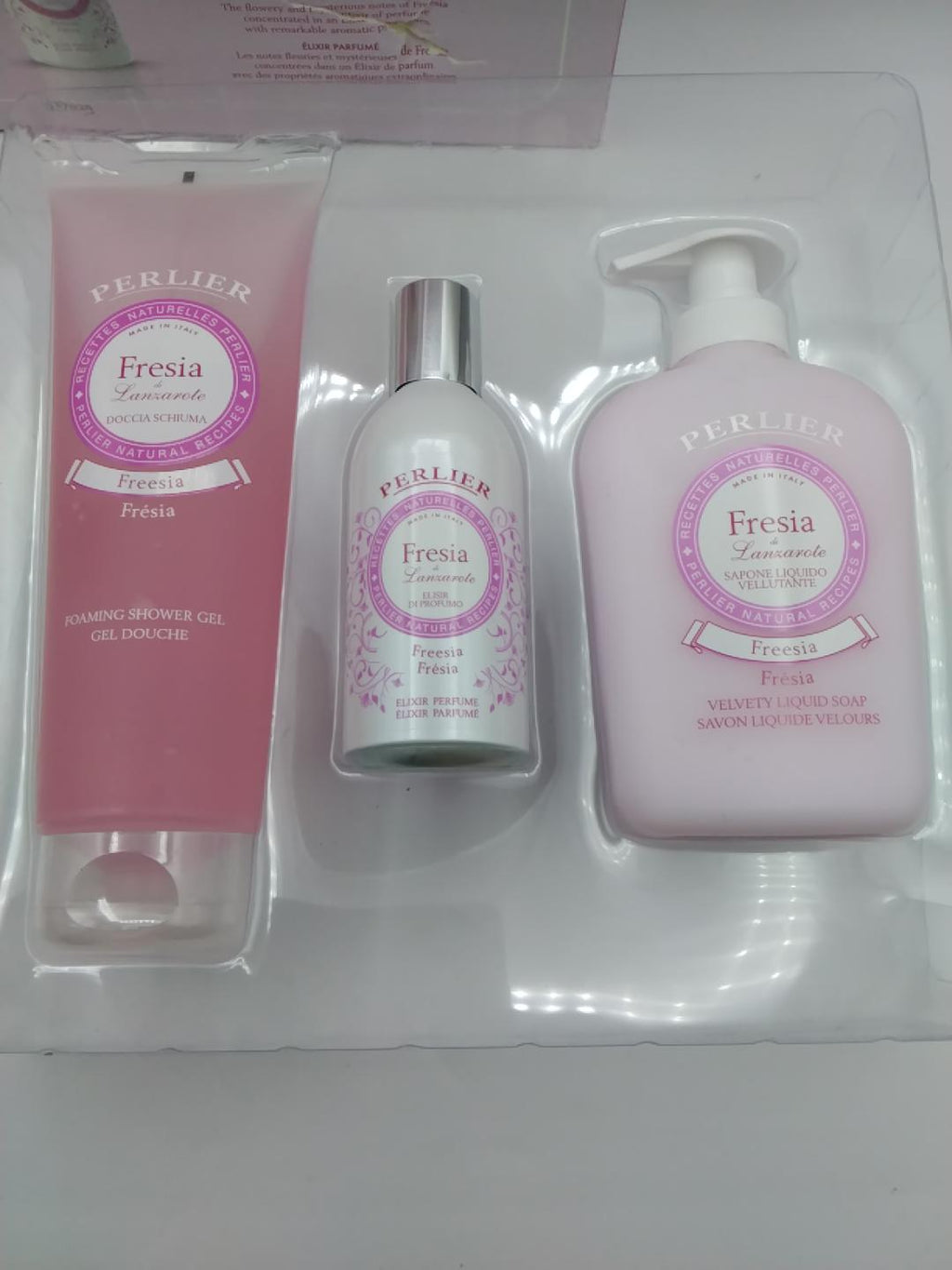 🌸PERLIER FRESIA DI LANZAROTE COFANETTO REGALO, DOCCIA SCHIUMA 250 ML, SAPONE LIQUIDO VELLUTANTE 300 ML, ELISIR DI PROFUMO 100 ML, FRAGRANZA FLOREALE, MADE IN ITALY, NUOVO