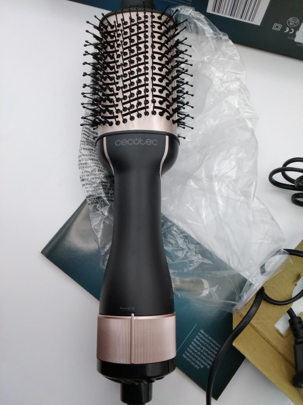 💇‍♀️CECOTEC CERAMICCARE UNIQUE 2 IN 1, SPAZZOLA AD ARIA CALDA 1200W, RIVESTIMENTO IN CERAMICA, 3 TEMPERATURE, 2 VELOCITÀ, ARIA FREDDA, VOLUMIZZANTE, LISCIANTE E MODELLANTE, CAVO 360°, NUOVO
