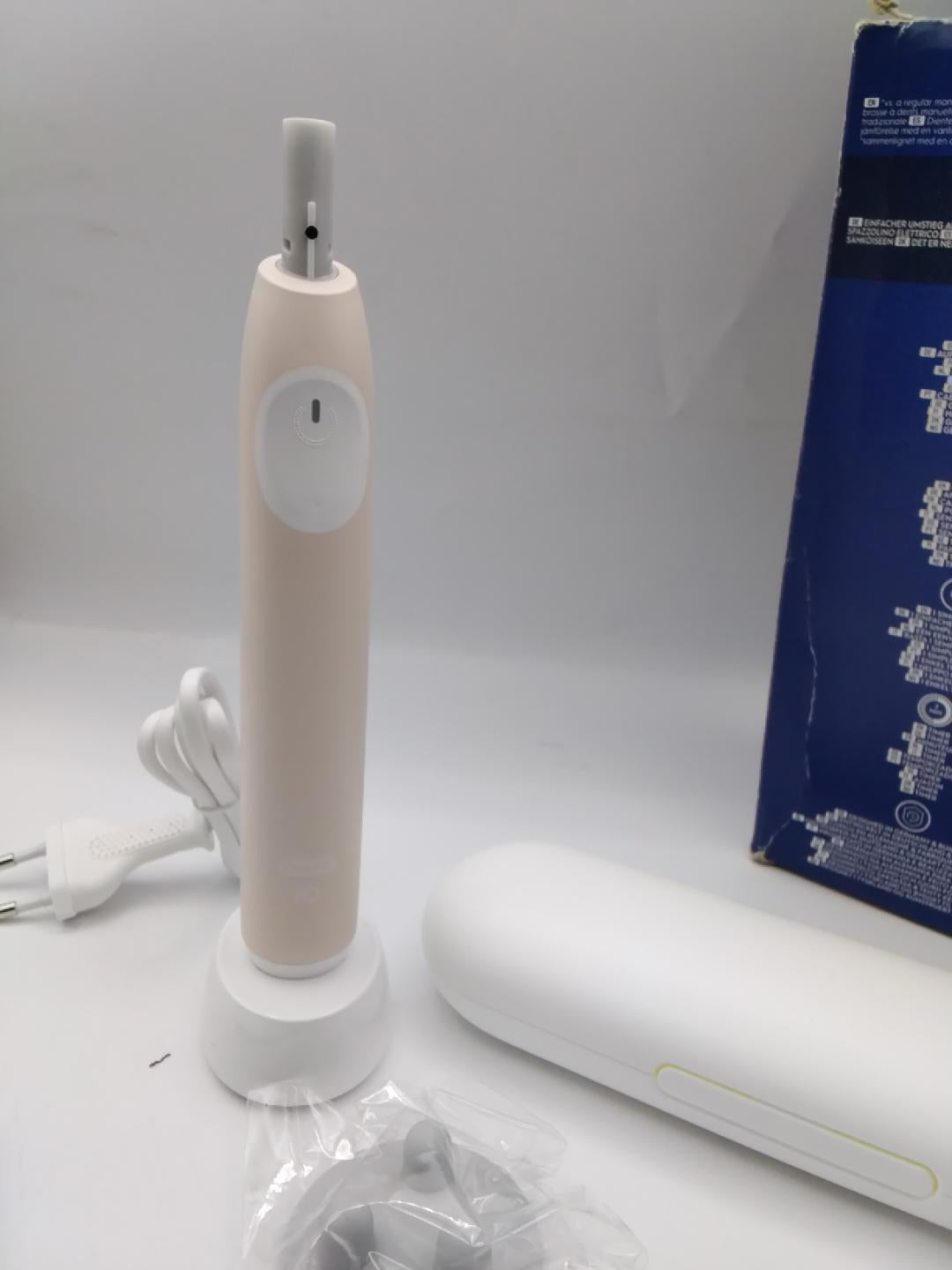 🦷ORAL-B iO SERIES 2 CLEAN &amp; CARE, SPAZZOLINO ELETTRICO RICARICABILE, 3 MODALITÀ, SENSORE DI PRESSIONE, TECNOLOGIA iO, TESTINA ROTONDA, CUSTODIA DA VIAGGIO, BIANCO/CREMA, NUOVO
